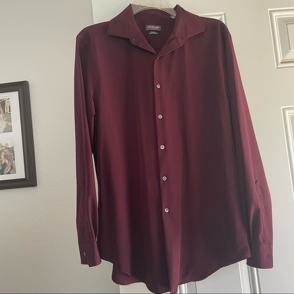 Mens Van Heusen Burgundy Dress Shirt